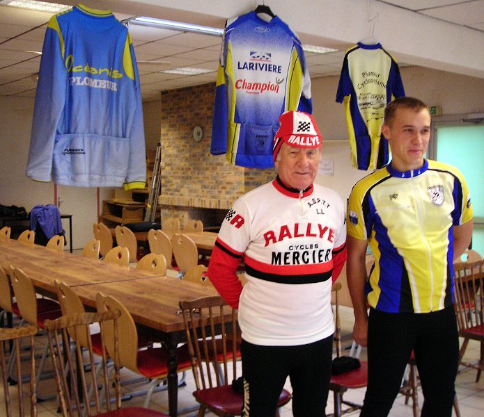 2010-10-10 03 L_Ancien et le Jeunot.JPG